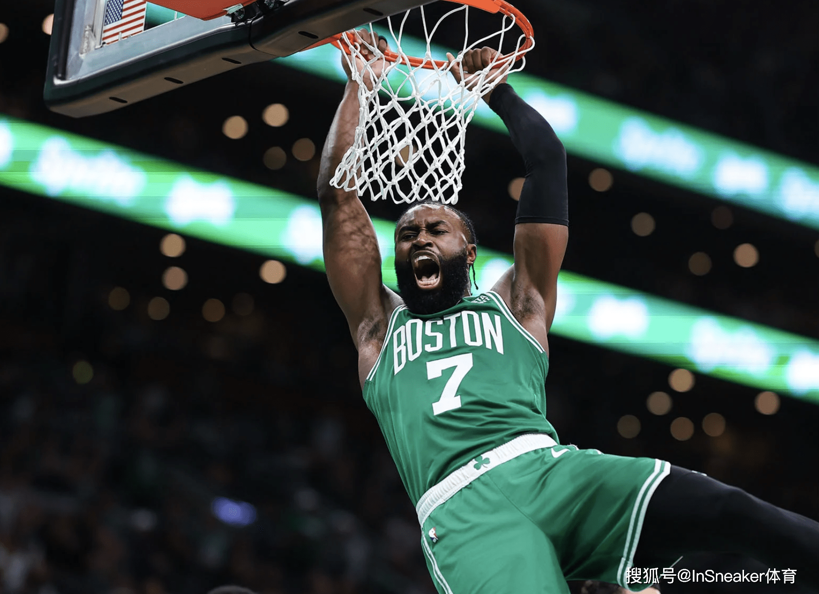 强势表现暂 强势表现暂